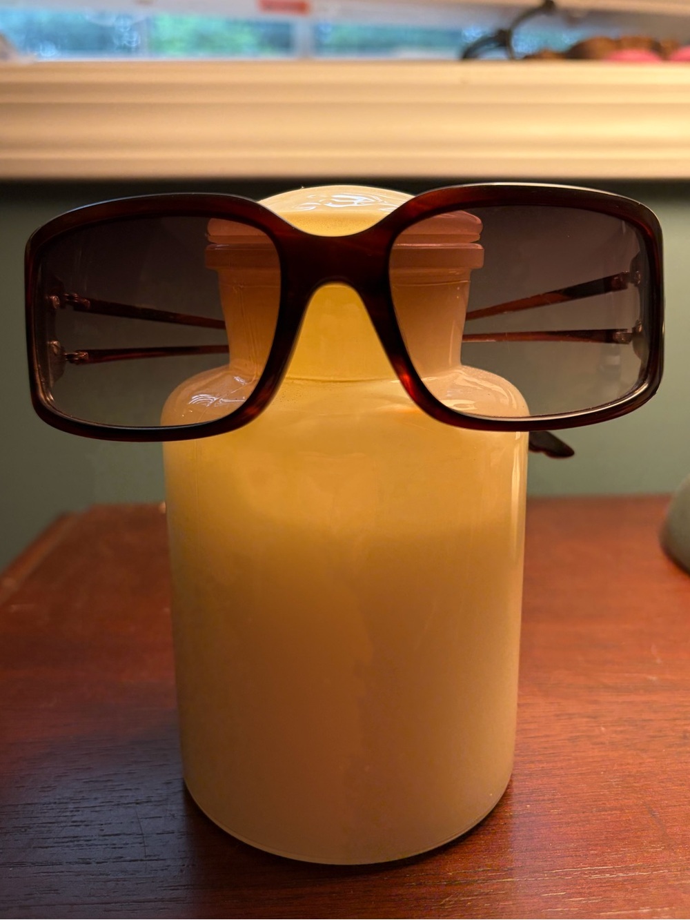 Talbots Rectangular Brown Tortoise Shell Sunglasses with Brown Gradient Lenses
